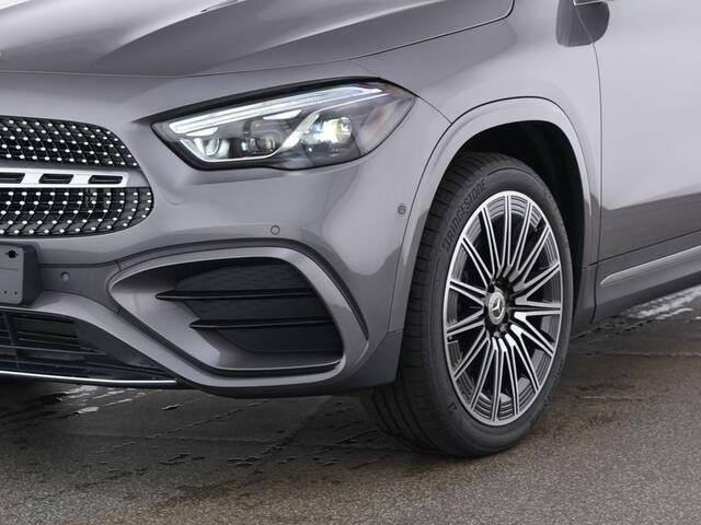 Mercedes-Benz GLA-KLASSE 250 e AMG Face Lift Plug-In Hybride | AMG Line Premium Plus | Trekhaak | Panorama Schuif-Kanteldak | 20 Inch AMG Velgen | Sfeerverlichting | Inclusief 24 maanden MB Certified garantie voor Europa.