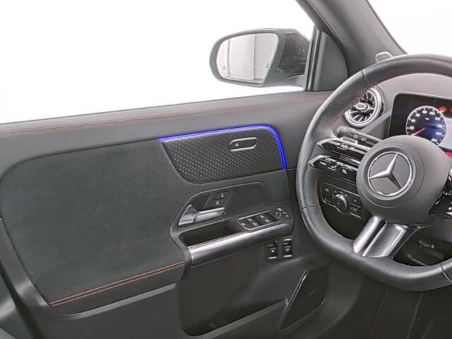 Mercedes-Benz GLA-KLASSE 250 e AMG Nightpakket Face Lift Plug-In Hybride | Panoramadak | Rijassistentie Pack | Burmester® | 360° camera | Keyless Go | Inclusief 24 maanden Mercedes-Benz Certified garantie voor Europa.