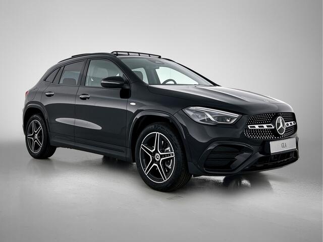 Mercedes-Benz GLA-KLASSE 250 e Business Solution AMG | Nightpakket | Parkeerpakket met achteruitrijcamera | Keyless-Go comfortpakket | EASY PACK achterklep | USB-pakket plus | Sfeerverlichting | MULTIBEAM LED |