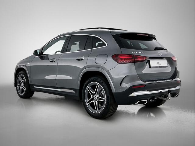 Mercedes-Benz GLA-KLASSE 250 e Business Solution AMG | Trekhaak | Parkeerpakket met achteruitrijcamera | EASY PACK achterklep | Spiegelpakket | Dodehoekassistent | Stoelverwarming voor | KEYLESS GO | Extra USB-poorten |