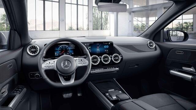 Mercedes-Benz GLA-KLASSE 250 e AMG Line | Panoramadak | Elektrische achterklep | Trekhaak | Stoelverwarming | Sfeerverlichting |
