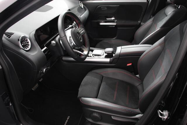 Mercedes-Benz GLA-KLASSE 250 e 218PK phev AMG Line | Navigatie | Parkeersensoren | Camera | Elektrisch panormadak | Adaptive Cruise Control | Stoelverwarming | Ledverlichting | Elektrische achterklep | Virtual Cockpit | Climatronic