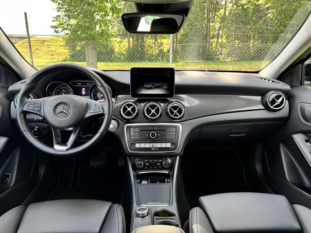 Mercedes-Benz GLA-KLASSE 200 Edition | LEDER | CAMERA | CLIMA | CRUISE | 19 INCH | TREKHAAK |