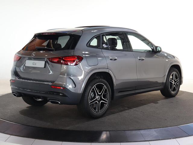 Mercedes-Benz GLA-KLASSE 250 e Business Solution AMG | Trekhaak | Winterpack | Dodehoek detectie | Apple Carplay |