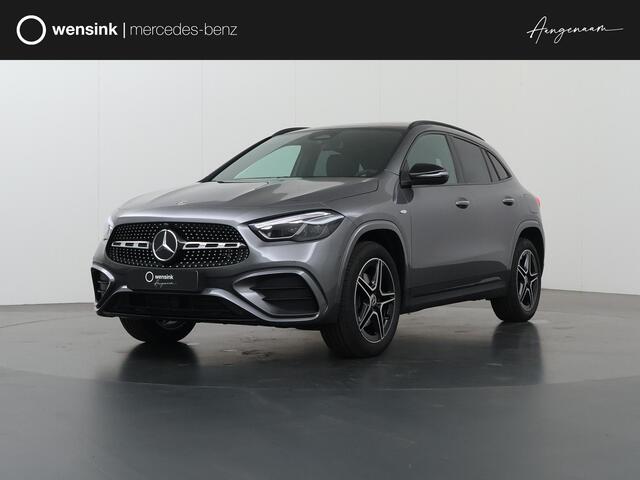 Mercedes-Benz GLA-KLASSE 250e Business Solution AMG | Night | Panoramadak | Achteruitrijcamera | MULTIBEAM LED | Sfeerverlichting |