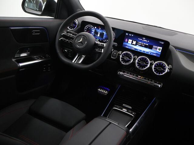 Mercedes-Benz GLA-KLASSE 250e Business Solution AMG | Night | Panoramadak | Achteruitrijcamera | MULTIBEAM LED | Sfeerverlichting |