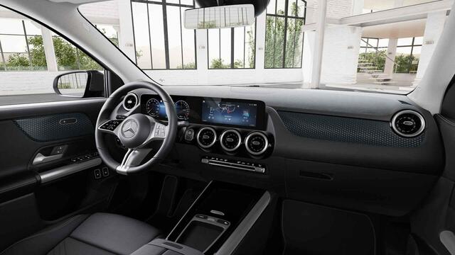 Mercedes-Benz GLA-KLASSE 250 e Luxury Line | Night | Trekhaak | 360 camera | Stuurverwarming | Stoelverwarming |