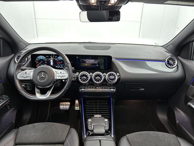 Mercedes-Benz GLA-KLASSE 200 Business Solution AMG Panoramadak | Elect.bed. voorstoelen met memory | Navigatie | Parking support Night Pakket | Parking support met camera achter | Inclusief 24 maanden MB Certified garantie voor Europa.