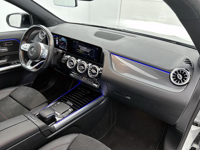 Mercedes-Benz GLA-KLASSE 200 Business Solution AMG Panoramadak | Elect.bed. voorstoelen met memory | Navigatie | Parking support Night Pakket | Parking support met camera achter | Inclusief 24 maanden MB Certified garantie voor Europa.