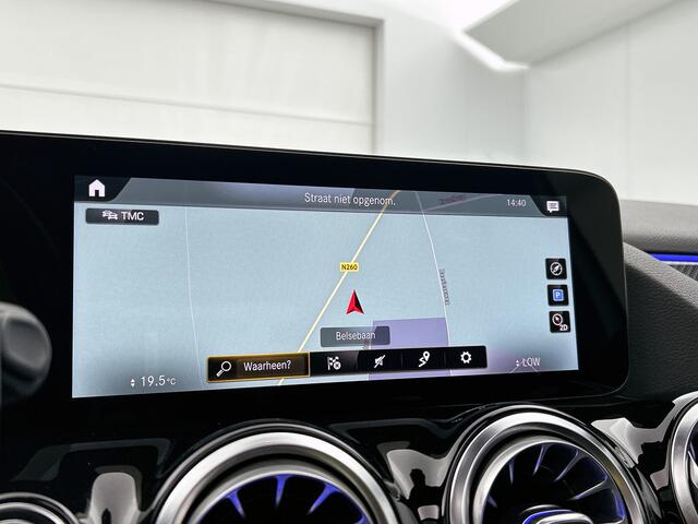 Mercedes-Benz GLA-KLASSE 200 Business Solution AMG Panoramadak | Elect.bed. voorstoelen met memory | Navigatie | Parking support Night Pakket | Parking support met camera achter | Inclusief 24 maanden MB Certified garantie voor Europa.
