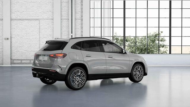 Mercedes-Benz GLA-KLASSE 250e Business Solution AMG | Night | AMG Line plus | Panoramaschuifdak | Head-Up | 360 camera | Memory stoelen |
