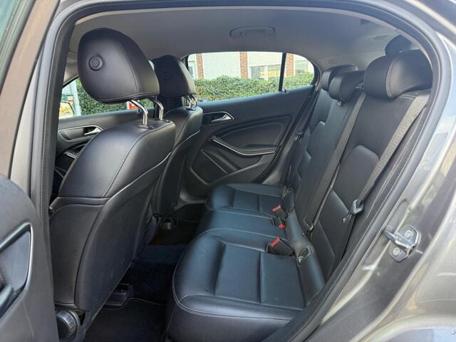 Mercedes-Benz GLA-KLASSE 180 PREMIUM PLUS