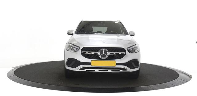 Mercedes-Benz GLA-KLASSE 250 e Business Solution Navigatie / Cruise / Camera