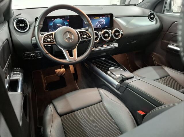 Mercedes-Benz GLA-KLASSE 250 e Business Solution Navigatie / Cruise / Camera