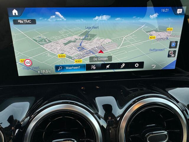 Mercedes-Benz GLA-KLASSE 200 Business Solution Pano-Dak | Camera | LED |