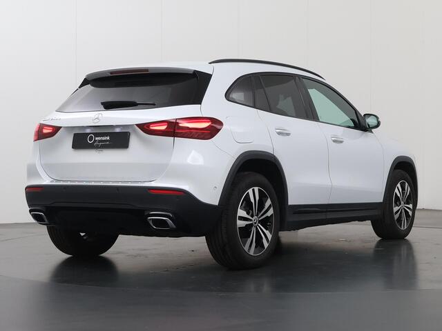 Mercedes-Benz GLA-KLASSE 250 e Star Edition AMG Line | Night | Stoelverwarming | Widescreen | Sfeerverlichting | Multibeam |