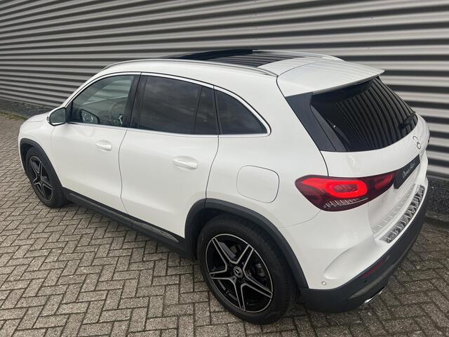 Mercedes-Benz GLA-KLASSE 200 AMG Pano Sfeer Camera