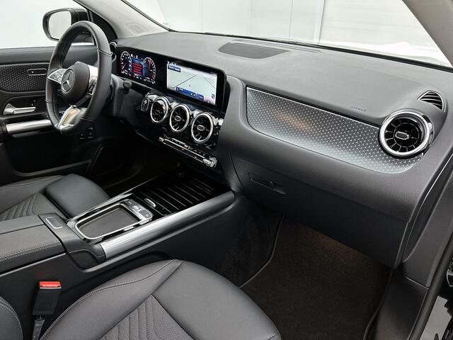 Mercedes-Benz GLA-KLASSE 250 e Plug-In Hybride Achteruitrijcamera | Ledkoplampen | Stuur en Stoelverwarming | Easy-Pack Achterklep. Inclusief 24 maanden MB Certified garantie voor Europa.
