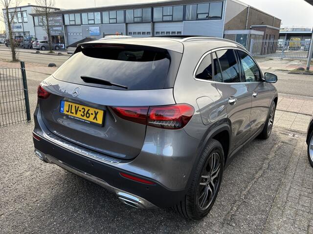 Mercedes-Benz GLA-KLASSE 250 e Progressive