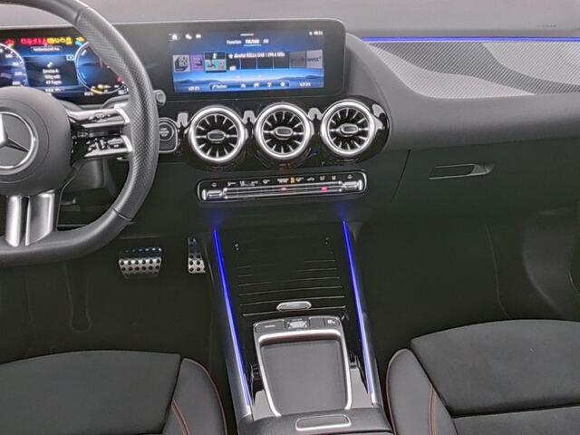 Mercedes-Benz GLA-KLASSE 250 e AMG Plug-in hybride AMG Line Premium Plus | Panorama Schuif-Kanteldak | Head-up-Display | Memory Voorstoelen | 360°-Camera. Inclusief 24 maanden MB Certified garantie voor Europa.