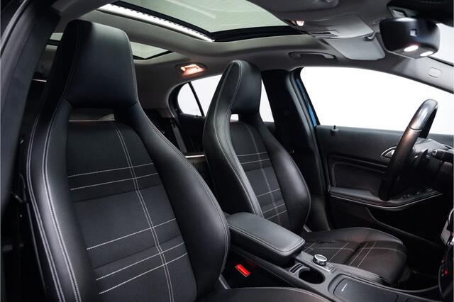 Mercedes-Benz GLA-KLASSE 180 Prestige|Panodak|Stoelverwarming|Bi-Xenon