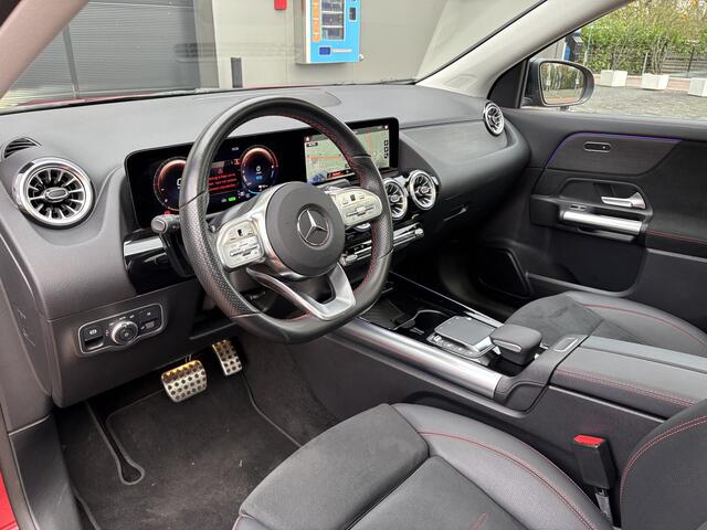 Mercedes-Benz GLA-KLASSE 250 e AMG Line Pano dak I Trekh. afn
