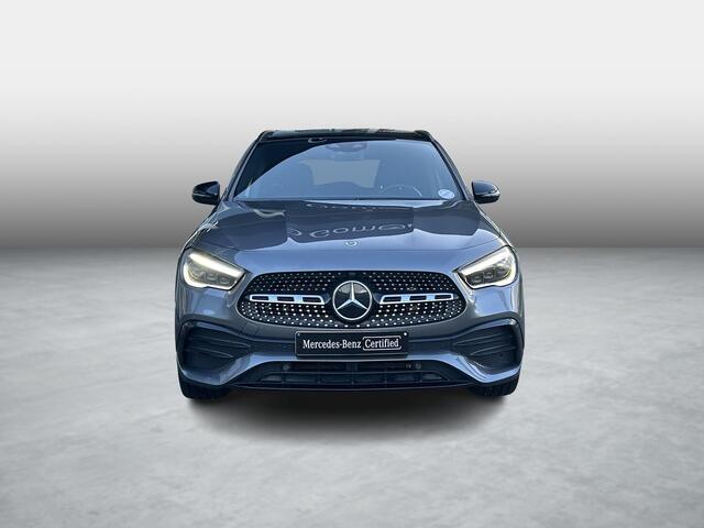 Mercedes-Benz GLA-KLASSE 200 Business Solution AMG | Panoramadak | Carplay | Cruise Control | Navigatie | Stoelverwarming