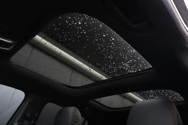 Mercedes-Benz GLA-KLASSE 180 AMG Line | PANO | CAMERA | NAVI | CRUISE | LMV |