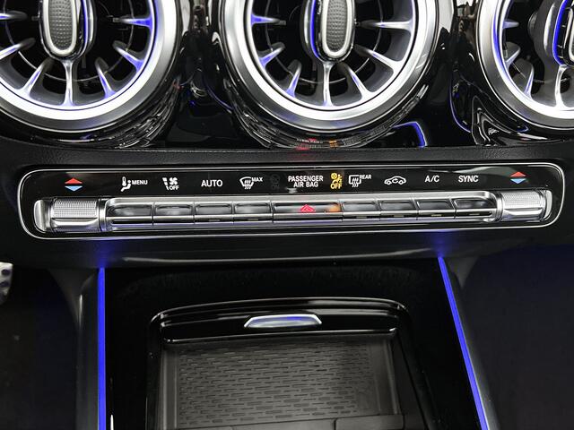 Mercedes-Benz GLA-KLASSE 180 Business Solution AMG | Trekhaak | MULTIBEAM LED | Nightpakket | Panoramaschuifdak | Smartphone Integratie | Keyless-Go comfortpakket | EASY PACK achterklep |