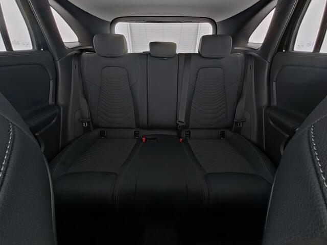 Mercedes-Benz GLA-KLASSE 250 e Plug-In Hybride Trekhaak | Sfeerverlichting | Apple CarPlay | Led Koplampen | Easy-Pack Achterklep | Stuur en Stoelverwarming. Inclusief 24 maanden MB Certified garantie voor Europa.