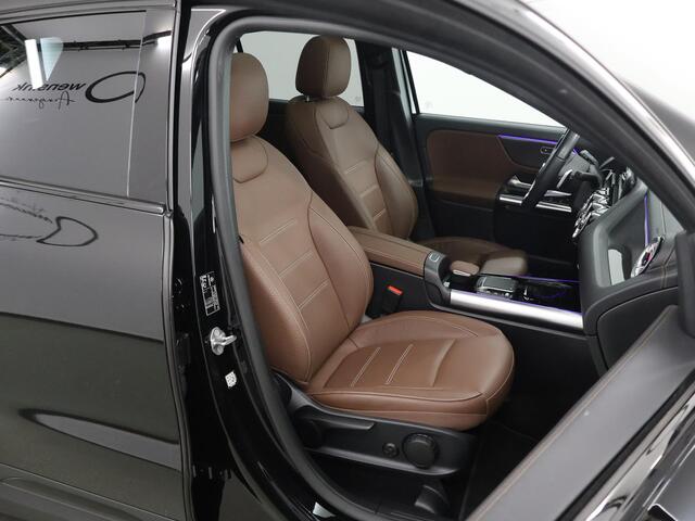 Mercedes-Benz GLA-KLASSE 250 e AMG Line | Premium plus | Panoramadak | Bruin leder | Elektrische achterklep |