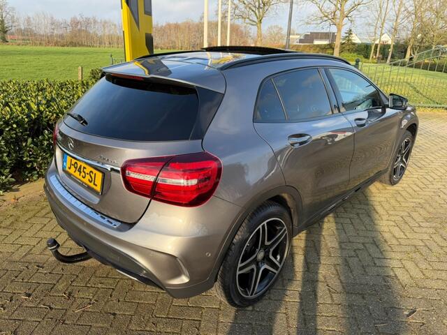Mercedes-Benz GLA-KLASSE 250 4Matic Edtion 1 Pano / Blindspot / Camera