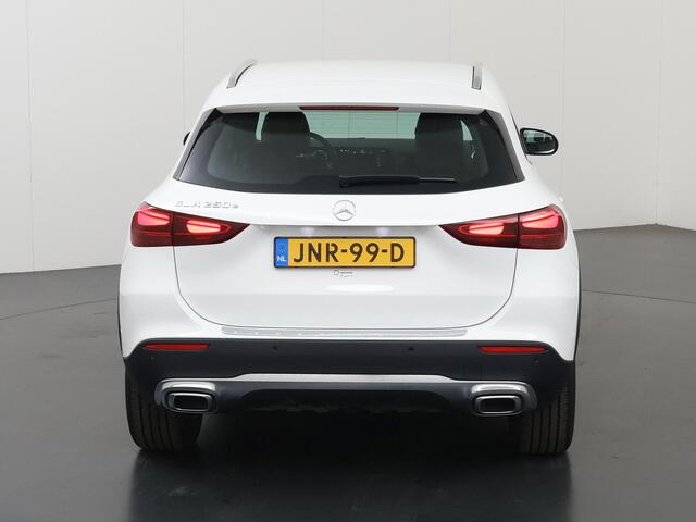 Mercedes-Benz GLA-KLASSE 250 e Luxury Line | Trekhaak | Winter pakket | Elektrische achterklep |