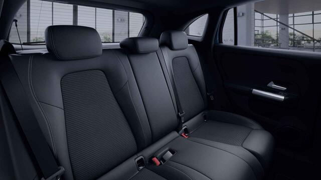 Mercedes-Benz GLA-KLASSE 250 e Progressive | Panoramadak | Dode hoek detectie | Keyless | Sfeerverlichting |