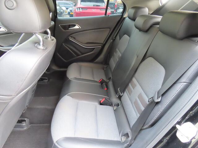 Mercedes-Benz GLA-KLASSE 200 d Ambition*Panoramadak*Navi*EXPORTPRIJS*