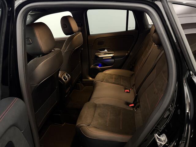 Mercedes-Benz GLA-KLASSE 250 e AMG Line Camera, Half leder, Navi, Keyless start, Stoelverwarming, Elektrische achterklep, Cruise control adaptief, 2 jaar garantie