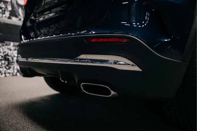 Mercedes-Benz GLA-KLASSE 180 d Business Solution AMG | AMG-Line | Pano | Stoelverwarming | Achteruitrijcamera |