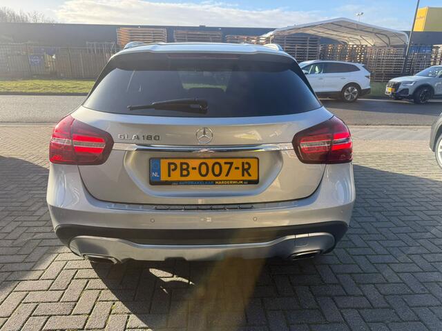 Mercedes-Benz GLA-KLASSE 180 Activity Edition | 2E EIGENAAR |12MND GARANTIE | NAVI | CRUISE |