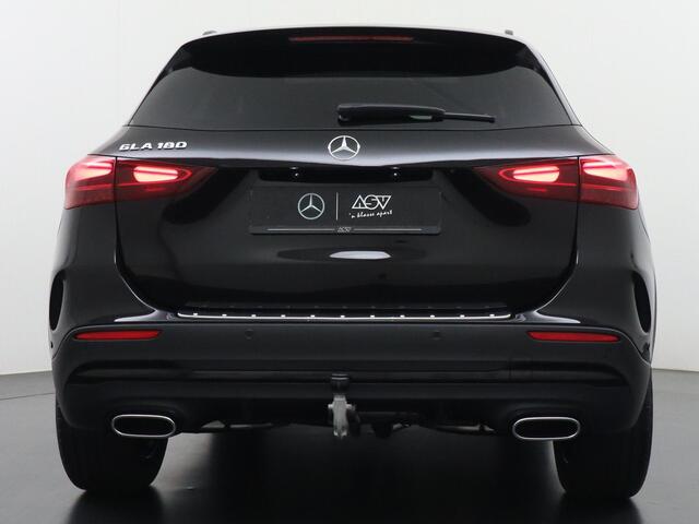 Mercedes-Benz GLA-KLASSE 180 Business Solution AMG