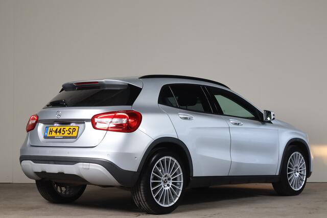 Mercedes-Benz GLA-KLASSE 180 Business Stoelverw I Parkeersensoren V+A I Cruise