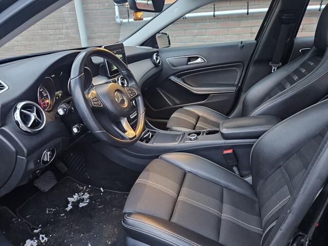 Mercedes-Benz GLA-KLASSE 180 Business Solution AMG