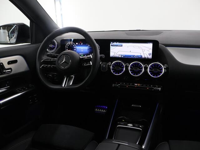 Mercedes-Benz GLA-KLASSE 250 e AMG Line | Panoramadak | Trekhaak | 20 inch | Night pakket |