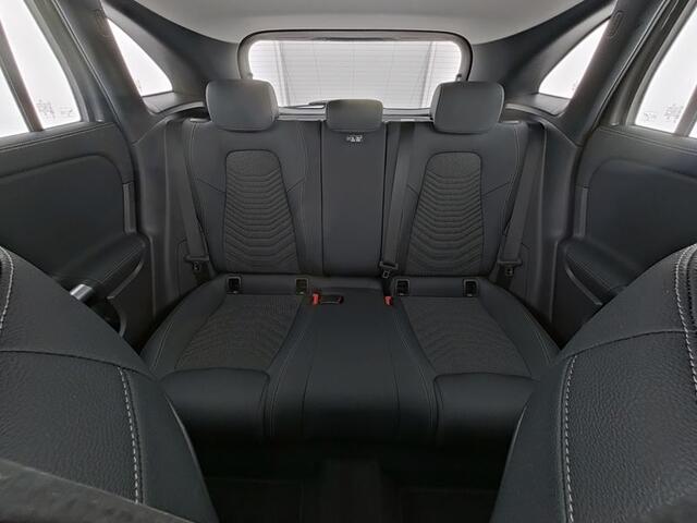 Mercedes-Benz GLA-KLASSE 250 e Plug-In Hybride Trekhaak | Distronic | Sfeerverlichting | Stuur en Stoelverwarming | Ledkoplampen Inclusief 24 maanden MB Certified garantie voor Europa.