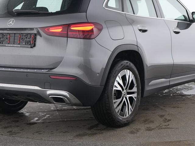 Mercedes-Benz GLA-KLASSE 250 e Plug-In Hybride Trekhaak | Distronic | Sfeerverlichting | Stuur en Stoelverwarming | Ledkoplampen Inclusief 24 maanden MB Certified garantie voor Europa.
