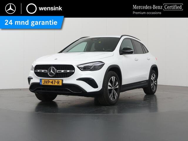 Mercedes-Benz GLA-KLASSE 250 e Luxury Line | Trekhaak | Multibeam | Getint glas | Widescreen | Stoelverwarming |