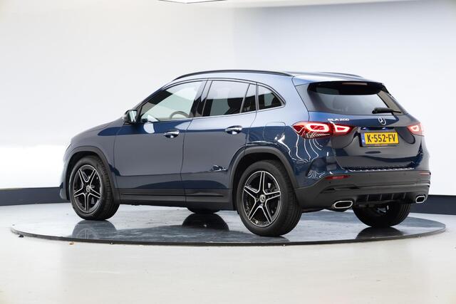 Mercedes-Benz GLA-KLASSE 200 AMG Line