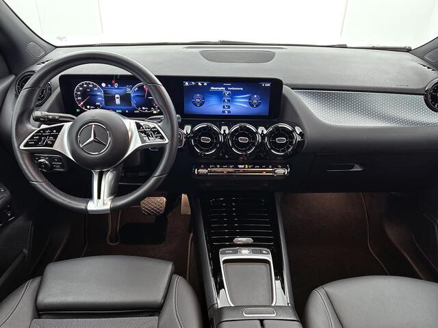 Mercedes-Benz GLA-KLASSE 250 e Star Edition Inclusief 24 maanden MB Certified garantie voor Europa.