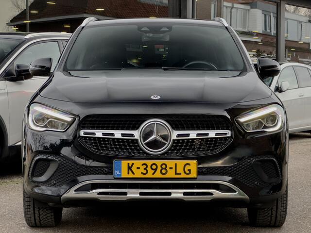 Mercedes-Benz GLA-KLASSE 250 e AUT8 LUXURY LIMITED EQ-POWER LEDER NAVI CAMERA DIGI-DASH LED LMV PDC