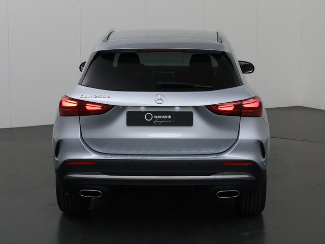 Mercedes-Benz GLA-KLASSE 250 e Star Edition AMG Line 250 e Star Edition AMG Line | Panoramadak | Trekhaak | Memory | Stoelverwarming |