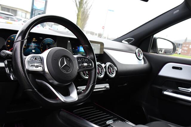 Mercedes-Benz GLA-KLASSE 250 e AMG Line Adaptieve Cruise, Virtual, 360 Camera, Burmeister, Carplay, Stoelverwarming, LED, Uniek!